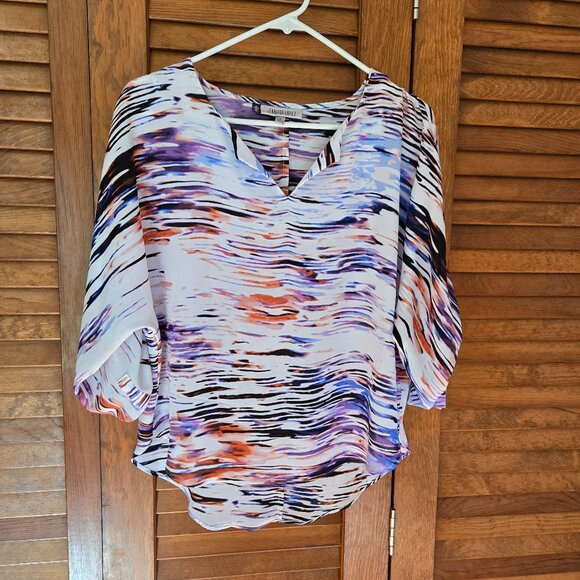Jennifer Lopez Dolman Sleeve Top Women"s Size Small Colorful Blouse Lightweight - Picture 1 of 7